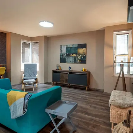 Artnest - 1-bedroom Cozy By Flat Mаnager Пловдив