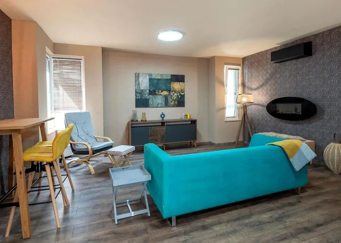 Artnest - 1-bedroom Cozy By Flat Mаnager Апартаменты